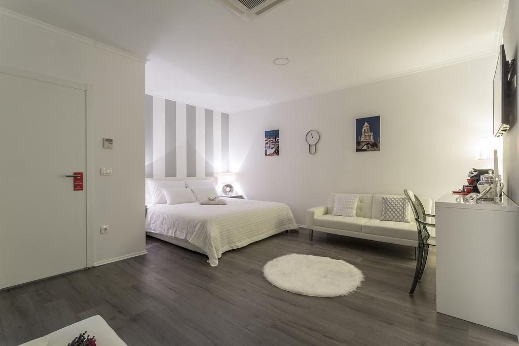 Guesthouse Pjaceta สปลิท ภายนอก รูปภาพ